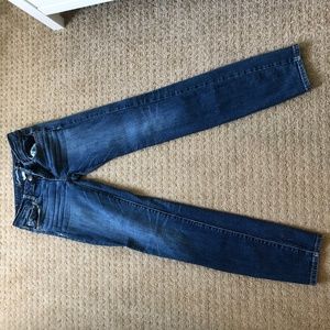 American Eagle Medium Wash Skinny Jean (4 Regular)